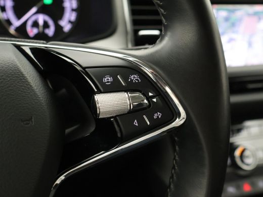 Skoda Kodiaq 1.5 TSI 150 PK DSG 7-PERSOONS + TREKHAAK | APPLE CARPLAY | STUUR / STOELVERWARMING ActivLease financial lease
