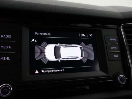 Skoda Kodiaq 1.5 TSI 150 PK DSG 7-PERSOONS + TREKHAAK | APPLE CARPLAY | STUUR / STOELVERWARMING ActivLease financial lease