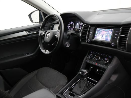 Skoda Kodiaq 1.5 TSI 150 PK DSG 7-PERSOONS + TREKHAAK | APPLE CARPLAY | STUUR / STOELVERWARMING ActivLease financial lease