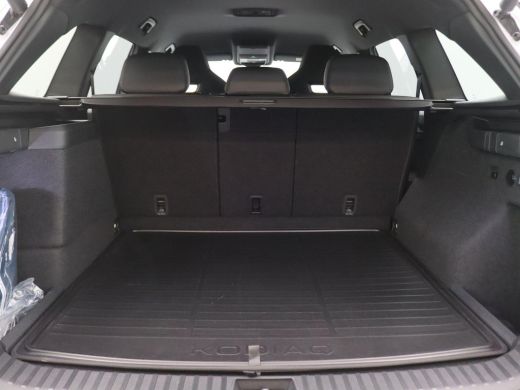 Skoda Kodiaq 1.5 TSI PHEV Sportline Business 204PK DSG Matrix-LED Verlichting, Alarm, Winterpakket, Trekhaak, ... ActivLease financial lease