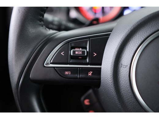 Suzuki Swift 1.2 Style Smart Hybrid | 1e Eigenaar! | Navi | Camera | Stoelverwarming | Clima | Cruise Adaptive... ActivLease financial lease