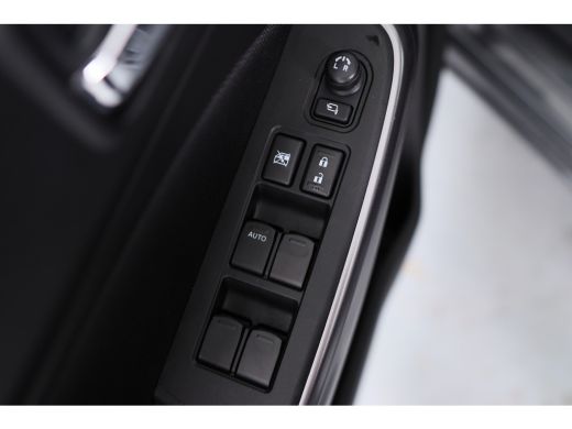 Suzuki Swift 1.2 Style Smart Hybrid | 1e Eigenaar! | Navi | Camera | Stoelverwarming | Clima | Cruise Adaptive... ActivLease financial lease