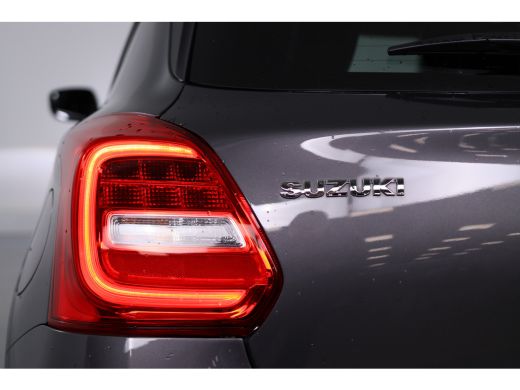 Suzuki Swift 1.2 Style Smart Hybrid | 1e Eigenaar! | Navi | Camera | Stoelverwarming | Clima | Cruise Adaptive... ActivLease financial lease
