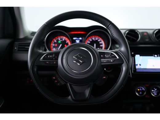 Suzuki Swift 1.2 Style Smart Hybrid | 1e Eigenaar! | Navi | Camera | Stoelverwarming | Clima | Cruise Adaptive... ActivLease financial lease