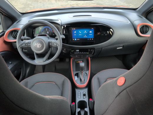 Toyota Aygo Hybrid 115 pulse | Easy Pack | Android Auto | Apple Carplay | Automaat ActivLease financial lease