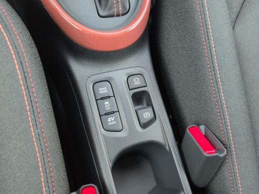 Toyota Aygo Hybrid 115 pulse | Easy Pack | Android Auto | Apple Carplay | Automaat ActivLease financial lease