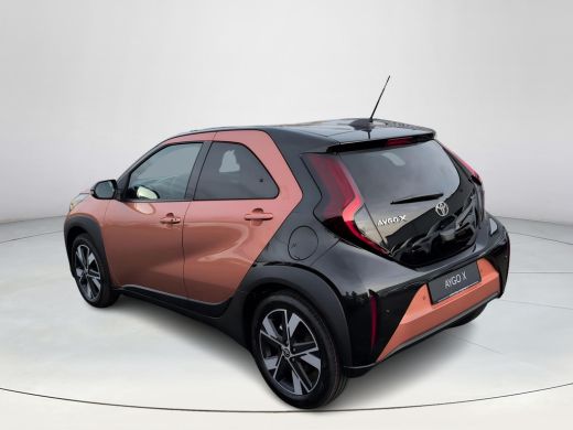 Toyota Aygo Hybrid 115 pulse | Easy Pack | Android Auto | Apple Carplay | Automaat ActivLease financial lease