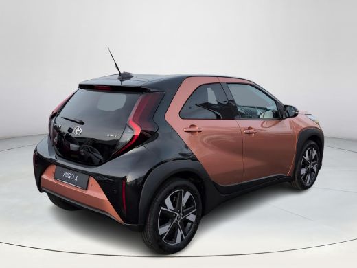 Toyota Aygo Hybrid 115 pulse | Easy Pack | Android Auto | Apple Carplay | Automaat ActivLease financial lease