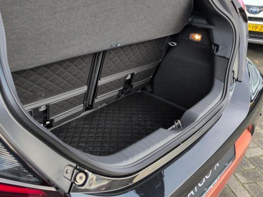 Toyota Aygo Hybrid 115 pulse | Easy Pack | Android Auto | Apple Carplay | Automaat ActivLease financial lease