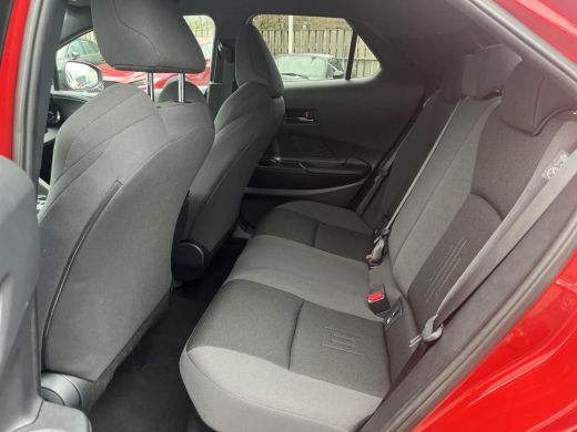 Toyota C-HR 1.8 Hybrid 140 Dynamic | Navigatie | Apple CarPlay/Android auto | Achteruitrijcamera ActivLease financial lease