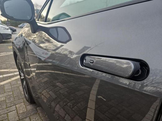 Toyota C-HR 1.8 Hybrid 140 First Edition (Navigatie - Park. assist) ActivLease financial lease