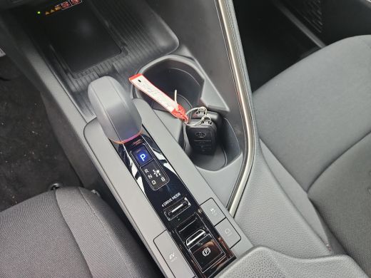 Toyota C-HR 1.8 Hybrid 140 First Edition (Navigatie - Park. assist) ActivLease financial lease