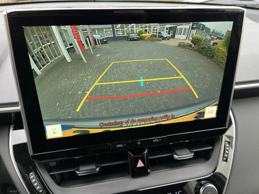 Toyota Corolla Cross Hybrid 140 Dynamic | Urban Khaki | 2025 model | Demonstratie auto | ActivLease financial lease