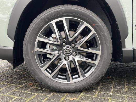 Toyota Corolla Cross Hybrid 140 Dynamic | Urban Khaki | 2025 model | Demonstratie auto | ActivLease financial lease