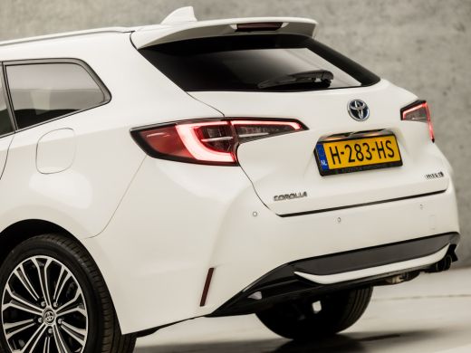 Toyota Corolla Touring Sports 2.0 Hybrid Sport 180Pk Automaat (VIRTUAL COCKPIT, APPLE CARPLAY, CAMERA, STOELVERWARMING, SPORTST... ActivLease financial lease