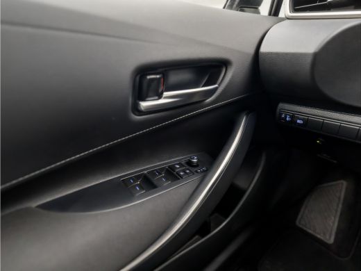 Toyota Corolla Touring Sports 2.0 Hybrid Sport 180Pk Automaat (VIRTUAL COCKPIT, APPLE CARPLAY, CAMERA, STOELVERWARMING, SPORTST... ActivLease financial lease