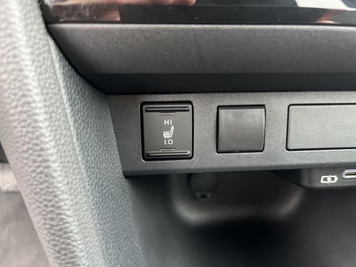 Toyota Yaris Cross 1.5 Hybrid 115 First Edition | Apple CarPlay/Android auto | Navigatie | Achteruitrijcamera | Comf... ActivLease financial lease