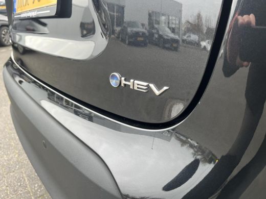 Toyota Yaris Cross 1.5 Hybrid 115 First Edition | Apple CarPlay/Android auto | Navigatie | Achteruitrijcamera | Comf... ActivLease financial lease