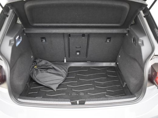 Volkswagen ID.3 First Plus 58 kWh 204pk | Trekhaak "Steunhaak " | Navigatie | Adaptief cruise control | Camera ac... ActivLease financial lease