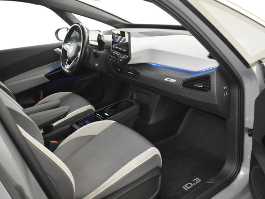 Volkswagen ID.3 First Plus 58 kWh 204pk | Trekhaak "Steunhaak " | Navigatie | Adaptief cruise control | Camera ac... ActivLease financial lease