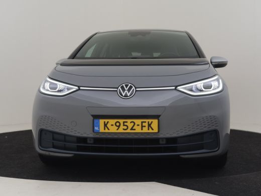 Volkswagen ID.3 First Plus 58 kWh 204pk | Trekhaak "Steunhaak " | Navigatie | Adaptief cruise control | Camera ac... ActivLease financial lease