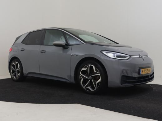 Volkswagen ID.3 First Plus 58 kWh 204pk | Trekhaak "Steunhaak " | Navigatie | Adaptief cruise control | Camera ac... ActivLease financial lease
