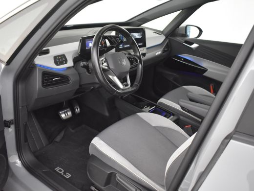 Volkswagen ID.3 First Plus 58 kWh 204pk | Trekhaak "Steunhaak " | Navigatie | Adaptief cruise control | Camera ac... ActivLease financial lease