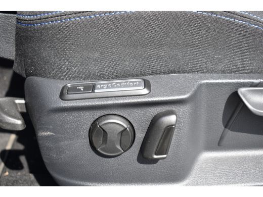 Volkswagen Passat Variant 218PK DSG HYBRID GTE BUSINESS CAMERA/NAVI/STUURVERW. ActivLease financial lease