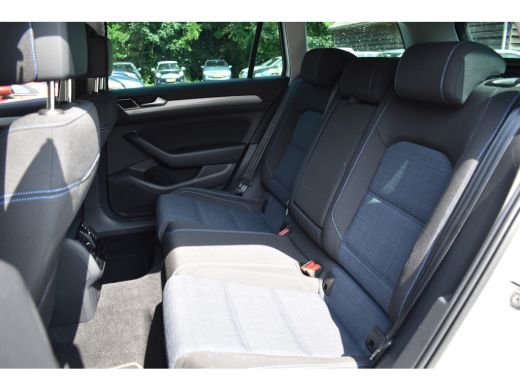 Volkswagen Passat Variant 218PK DSG HYBRID GTE BUSINESS CAMERA/NAVI/STUURVERW. ActivLease financial lease