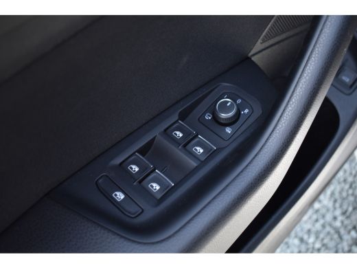 Volkswagen Passat Variant 218PK DSG HYBRID GTE BUSINESS CAMERA/NAVI/STUURVERW. ActivLease financial lease