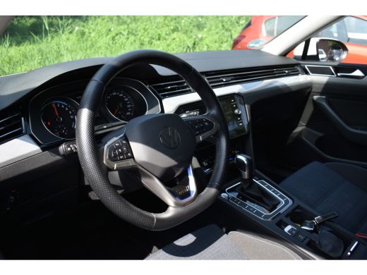 Volkswagen Passat Variant 218PK DSG HYBRID GTE BUSINESS CAMERA/NAVI/STUURVERW. ActivLease financial lease