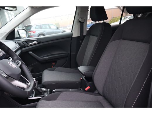Volkswagen T-Cross 115PK Life Edition Inclusief &euro;2000,- inruilvoordeel | Achteruitrijcamera (Rear View) | Digital Co... ActivLease financial lease