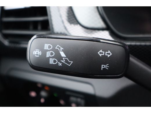 Volkswagen T-Cross 115PK Life Edition Inclusief &euro;2000,- inruilvoordeel | Achteruitrijcamera (Rear View) | Digital Co... ActivLease financial lease