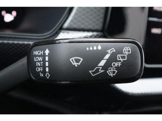 Volkswagen T-Cross 115PK Life Edition Inclusief &euro;2000,- inruilvoordeel | Achteruitrijcamera (Rear View) | Digital Co... ActivLease financial lease