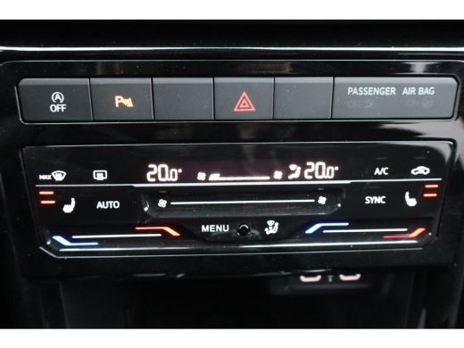 Volkswagen T-Cross 115PK Life Edition Inclusief &euro;2000,- inruilvoordeel | Achteruitrijcamera (Rear View) | Digital Co... ActivLease financial lease