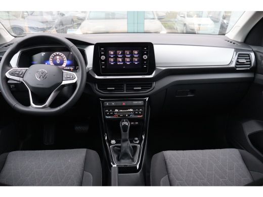 Volkswagen T-Cross 115PK Life Edition Inclusief &euro;2000,- inruilvoordeel | Achteruitrijcamera (Rear View) | Digital Co... ActivLease financial lease