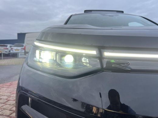 Volkswagen Tayron 1.5 eHybrid R-Line Edition | 272PK | PHEV | Trekhaak | Pano | ActivLease financial lease