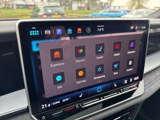 Volkswagen Tayron 1.5 eHybrid R-Line Edition | Trekhaak | Pano | 272PK | PHEV | ActivLease financial lease