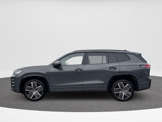 Volkswagen Tayron 1.5 eHybrid R-Line Edition | Trekhaak | Pano | 272PK | PHEV | ActivLease financial lease