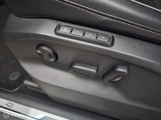 Volkswagen Tiguan 1.4 TSI eHybrid R-Line Panorama/Leder/HUD/Black style ActivLease financial lease