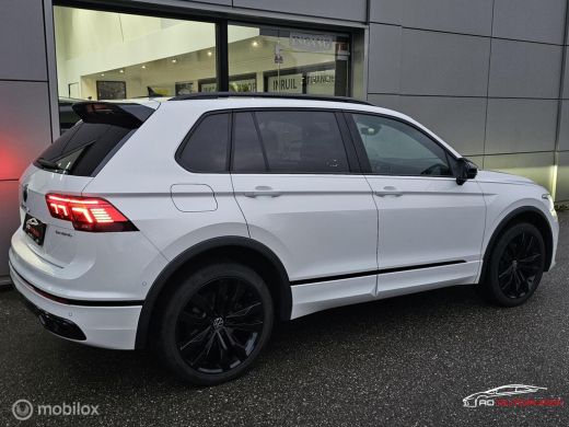 Volkswagen Tiguan 1.4 TSI eHybrid R-Line Panorama/Leder/HUD/Black style ActivLease financial lease