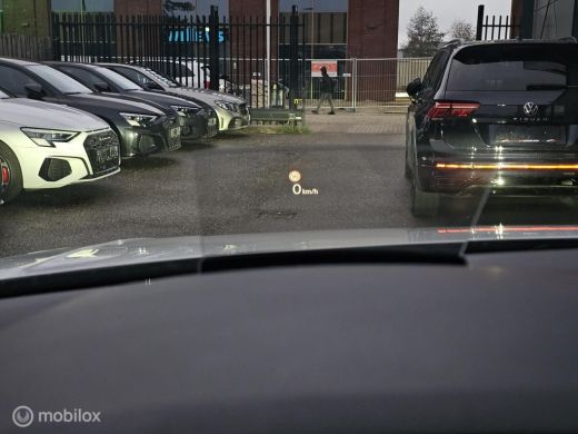 Volkswagen Tiguan 1.4 TSI eHybrid R-Line Panorama/Leder/HUD/Black style ActivLease financial lease