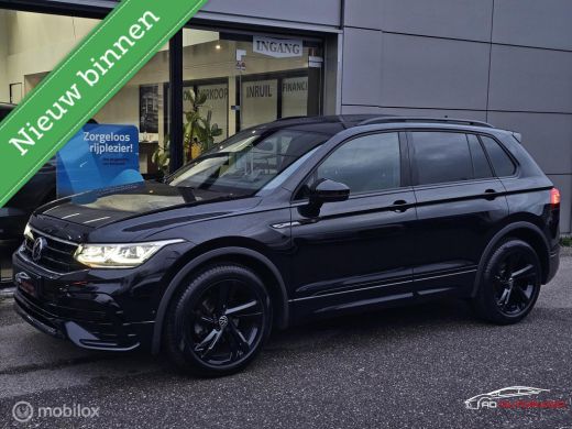 Volkswagen Tiguan 1.5 TSI R-Line Panorama/Harman Kardon/HUD/Black Style