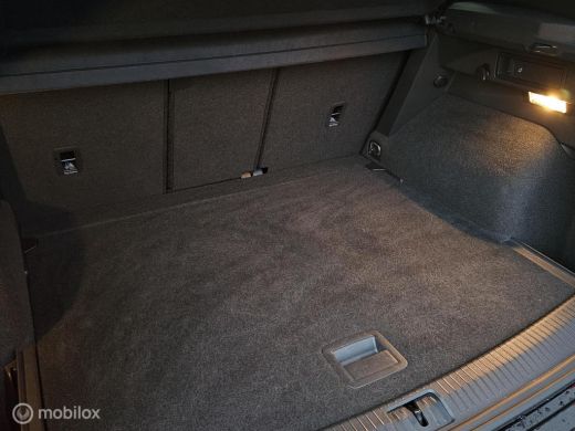 Volkswagen Tiguan 1.5 TSI R-Line Panorama/Harman Kardon/HUD/Black Style ActivLease financial lease