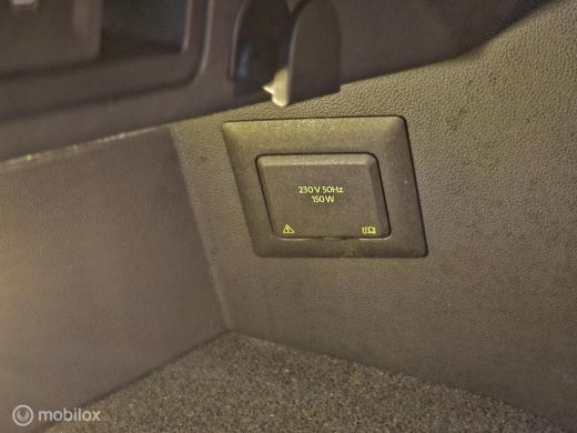 Volkswagen Tiguan 1.5 TSI R-Line Panorama/Harman Kardon/HUD/Black Style ActivLease financial lease