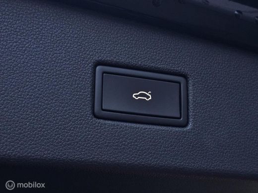 Volkswagen Tiguan 1.5 TSI R-Line Panorama/Harman Kardon/HUD/Black Style ActivLease financial lease