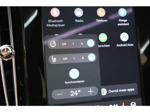 Volvo  EC40 175 kW 238PK Plus Black Edition | Black Pack | Getint Glas | Climate | HK Audio ActivLease financial lease