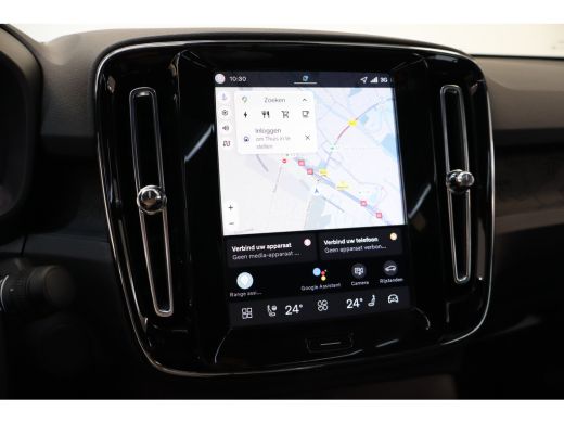 Volvo  EC40 175 kW 238PK Plus Black Edition | Black Pack | Getint Glas | Climate | HK Audio ActivLease financial lease