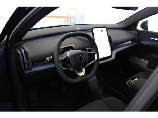 Volvo  EX30 Extended Range 272PK Europa Plus 69kWh Elek Stoelen | Stoel & Stuurverwarming | HK Audio | Elektr... ActivLease financial lease