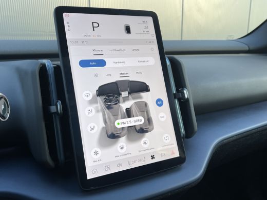 Volvo  EX30 Single Motor Extended Range Ultra 69 kWh | Panoramadak | Elektrisch verstelbare stoelen | Harman ... ActivLease financial lease